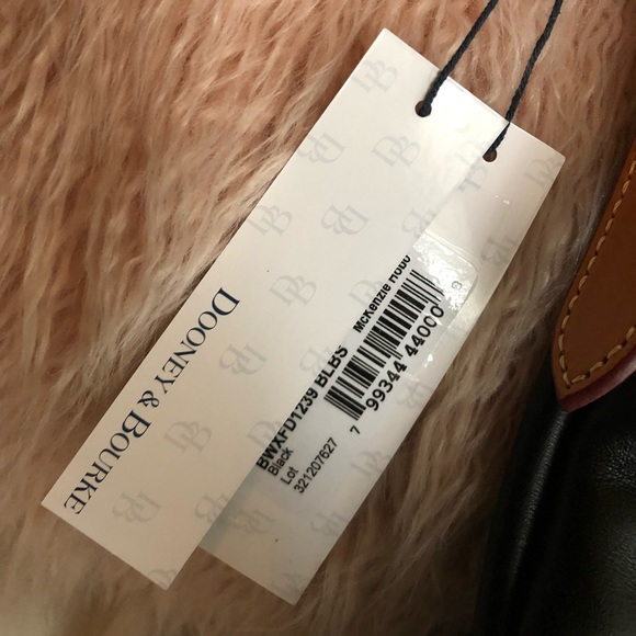 *NWT* Dooney & Bourke McKenzie Hobo Handbag - Picture 5 of 6